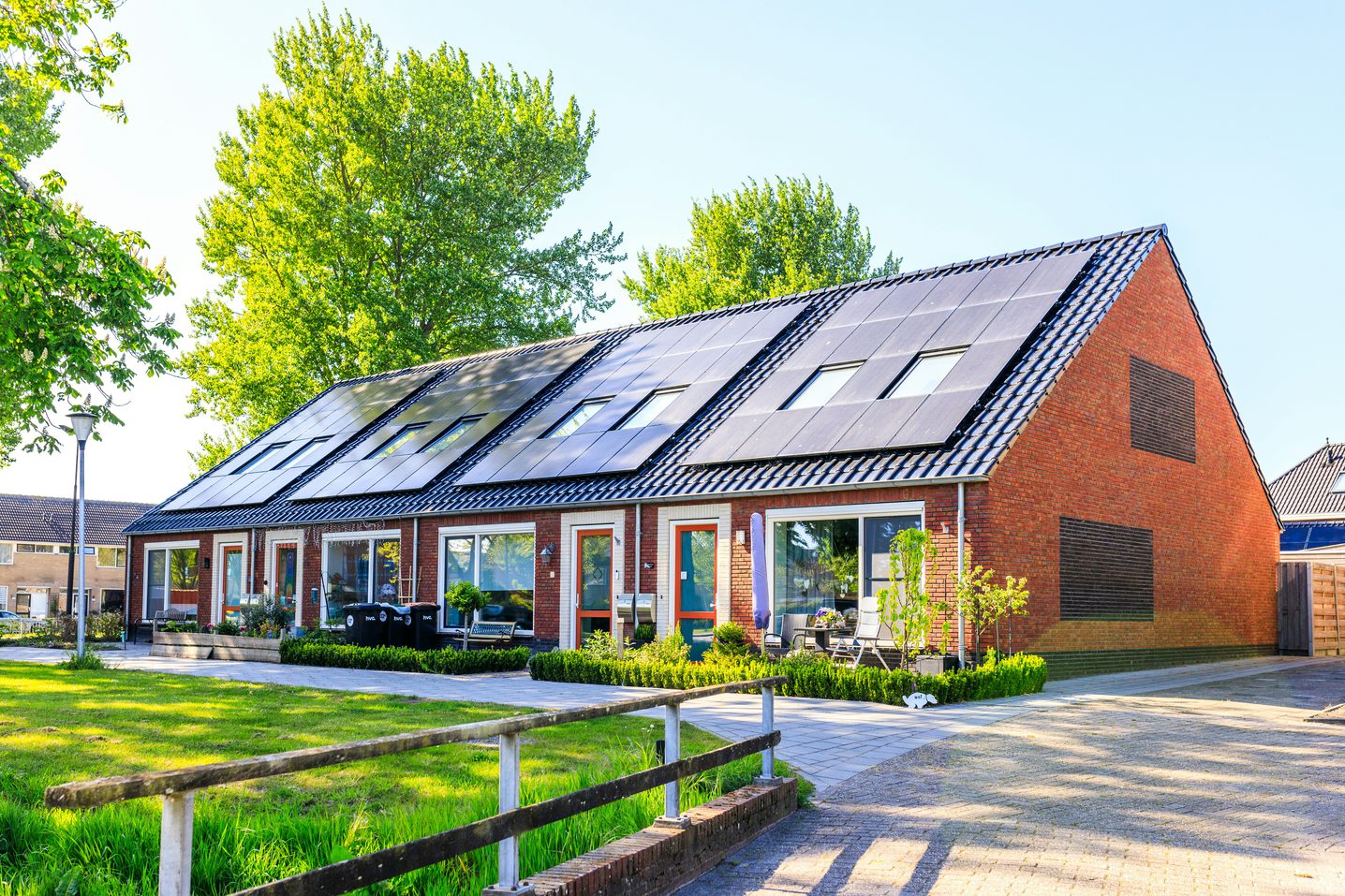 Huizen met zonnepanelen